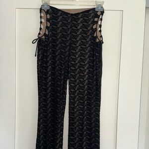 OUTCAST LOGO BLACK PANTS SET IN A WOMENS SIZE SMALL